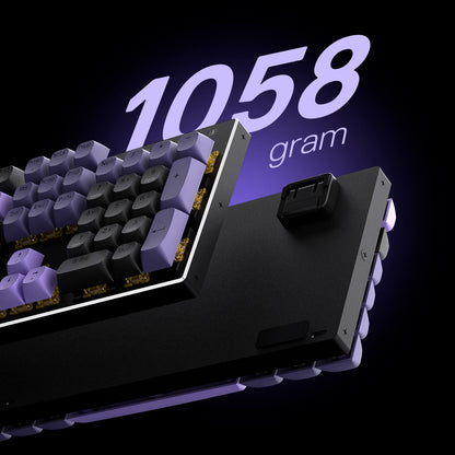 A sleek gaming keyboard (paired with its detached base) is shown against a dark purple backdrop, with "1058 gram" prominently displayed to highlight its lightweight design.